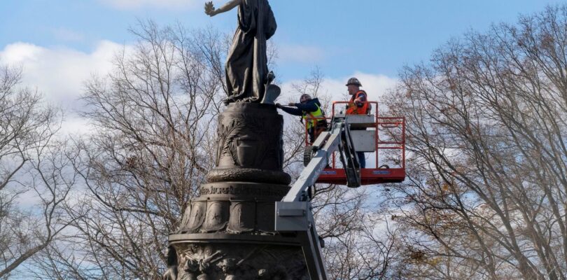 Judge issues order keeping Confederate memorial at Arlington Cemetery