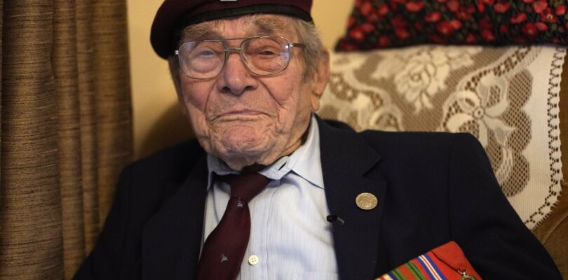 British D-Day veteran celebrates turning 100