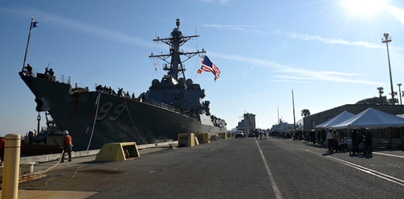 USS Farragut Returns Home Following a Successful SOUTHCOM Deployment