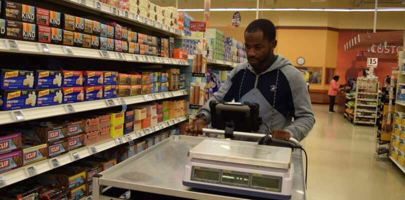 More military commissaries to offer home grocery delivery this year