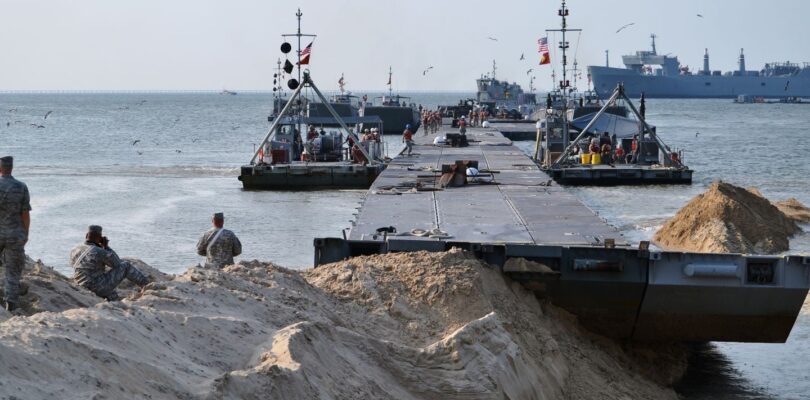 1,000 US troops deploying to build offshore port for Gaza aid