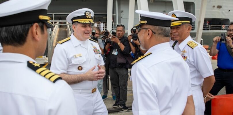 USS Blue Ridge arrives in Port Klang, Malaysia