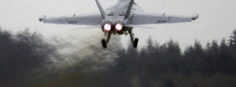 2 Navy Aviators Are Declared Dead After a Fighter Jet Crashed in Washington State