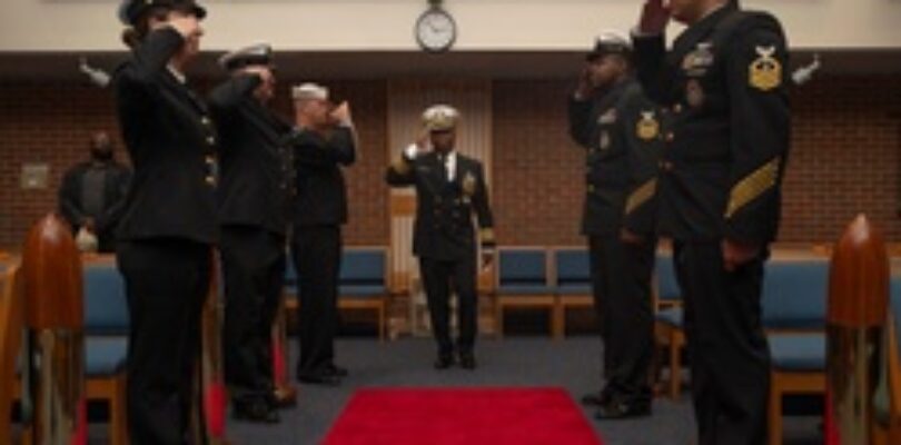 Navy Recruiting Command, Region West Holds Change of Command [Image 4 of 6]