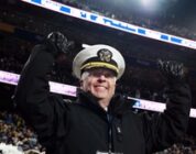 Commander Navy Recruiting Command attends Army-Navy Game [Image 1 of 2]