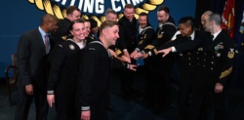 Navy Recruiters of the Year Awarded [Image 60 of 63]