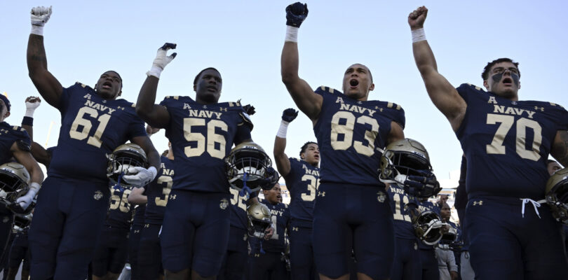 Navy locks in bowl berth vs Oklahoma, but rival Army looms