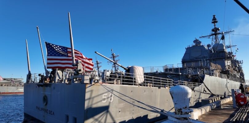 USS Philippine Sea (CG 58) departs Naval Station Norfolk