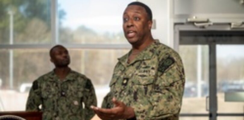 Commander, Navy Recruiting Command commemorates MLK Day [Image 2 of 5]