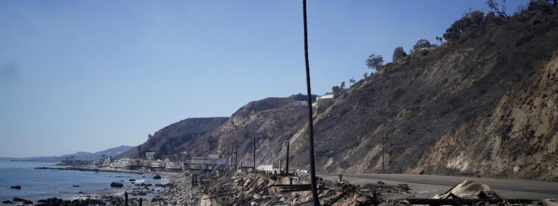 2 Military Planes Are Fighting LA’s Fires, But Navy Helicopters and Marines Are Still Awaiting Orders