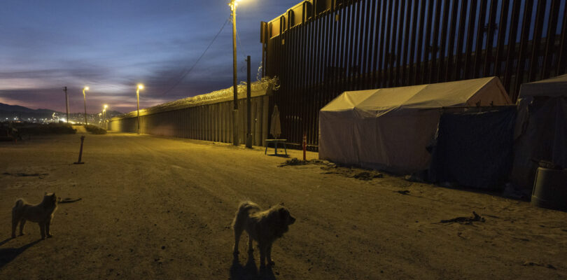 US troops arriving in Texas, California to support border security