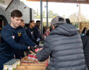 Sailors volunteer at the River City Food Bank [Image 5 of 5]